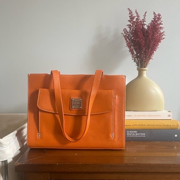 RARE Dooney and Bourke Orange Leather Shoulder Bag - Picture 2 of 12